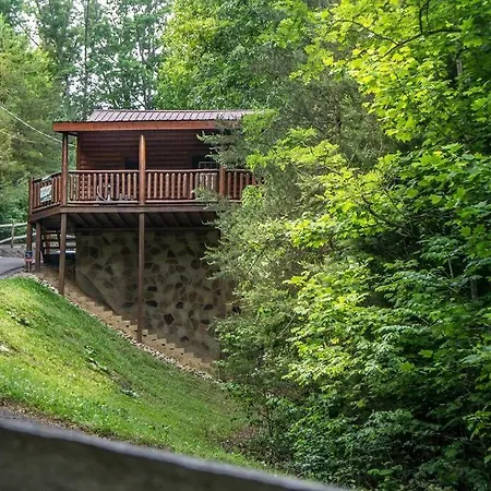 Villa Holly Tree Hideaway - Semi Secluded Mtn Setting à Sevierville Extérieur photo