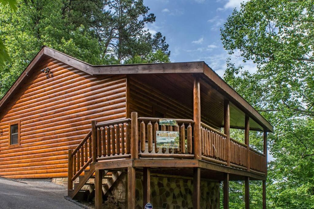Holly Tree Hideaway - Semi Secluded Mtn Setting Hébergement de vacances